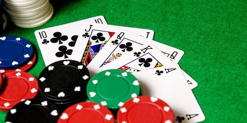 Hướng dẫn đánh Poker trực tuyến dễ hiểu nhất